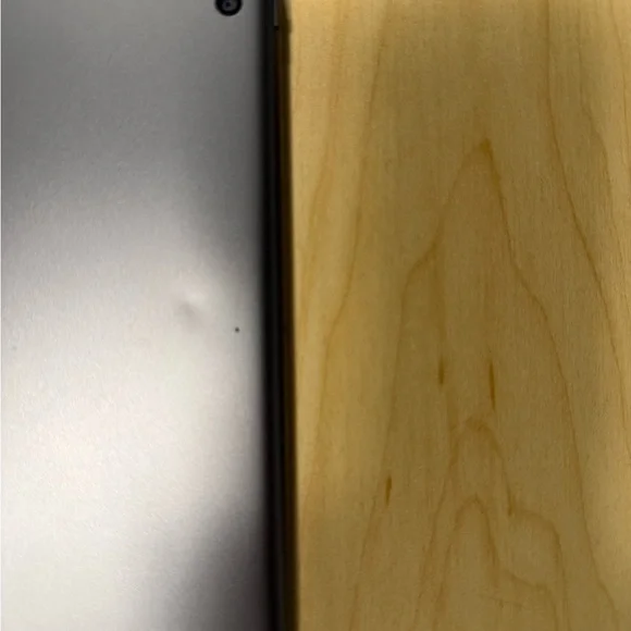 Apple iPad 9th Gen 64GB - Space Gray Black iOS 18.6.2 includes New Case! - Picture 8 of 12